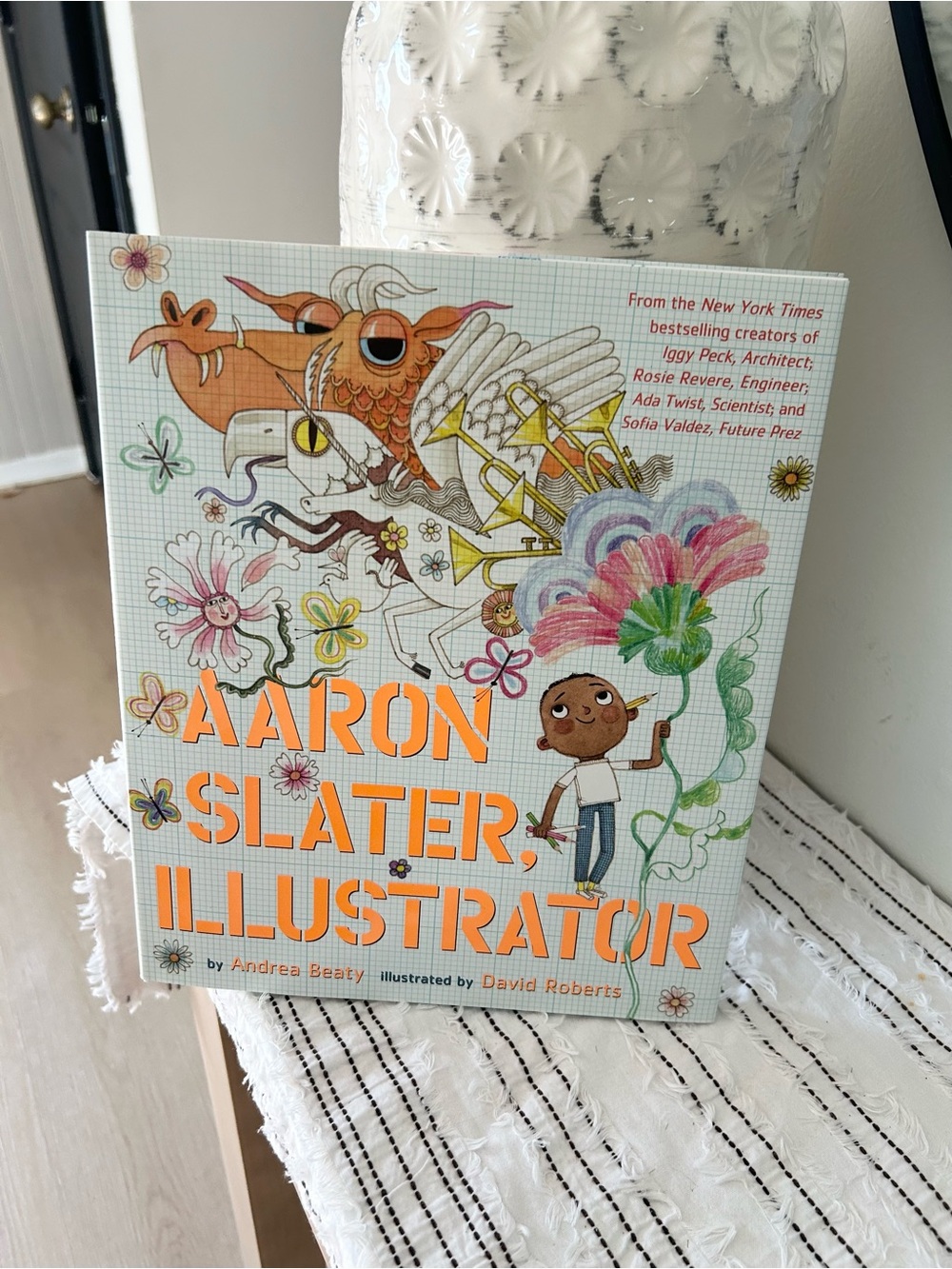 Aaron Slater, Illustrator Hardcover w/ Dust Jacket Kids Picture Book